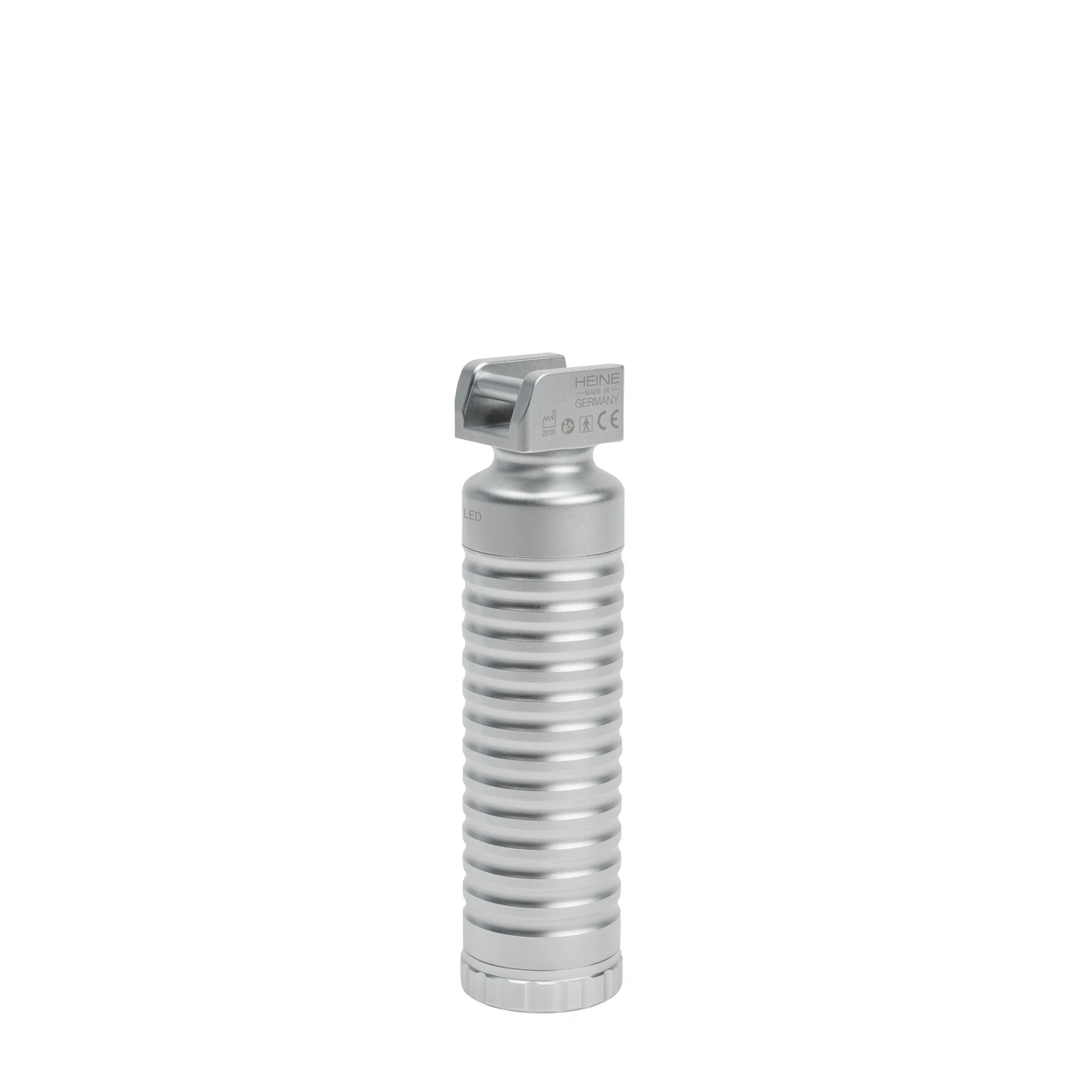 F-008.22.822-HEINE-EasyClean-LED-SHORT-laryngoscope-handle_1920x1920